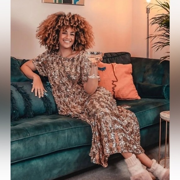 Anthropologie Maeve Rose Gold Sequins Bernadette Tiered Midi Dress Small - Picture 3 of 16